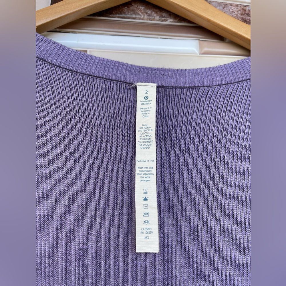 Lululemon Reversible Relaxed Sweater size 2 - Picture 13 of 14